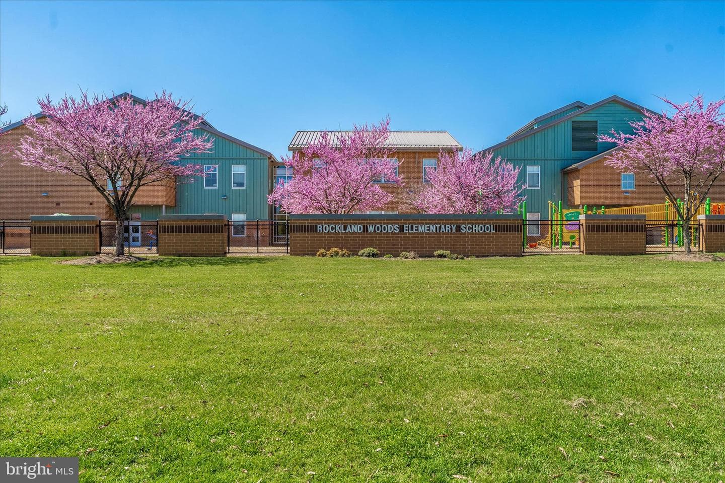 9427 Morning Dew Drive photo 60