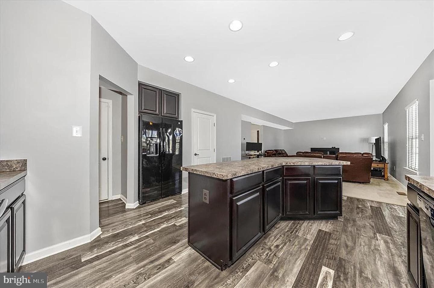 9427 Morning Dew Drive photo 8