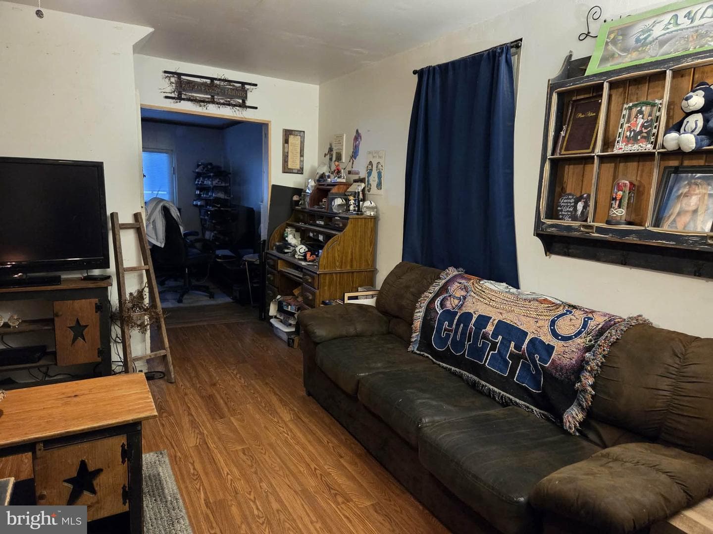 217 James Street photo 10
