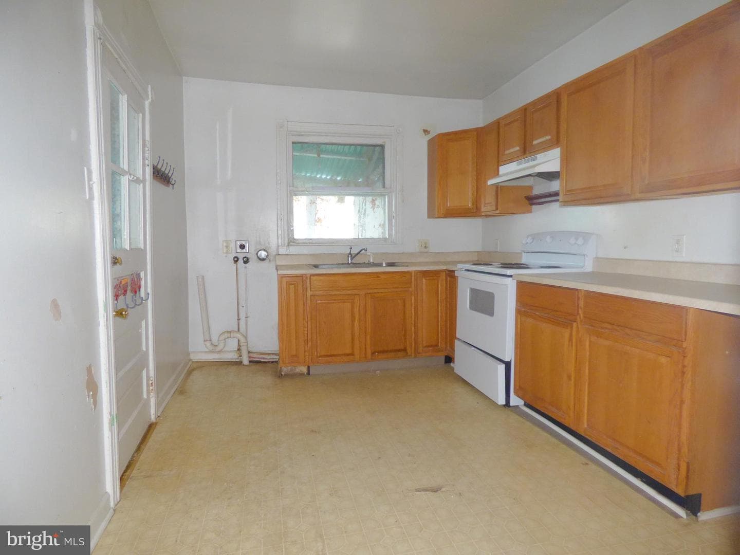 520 W Church Street photo 3