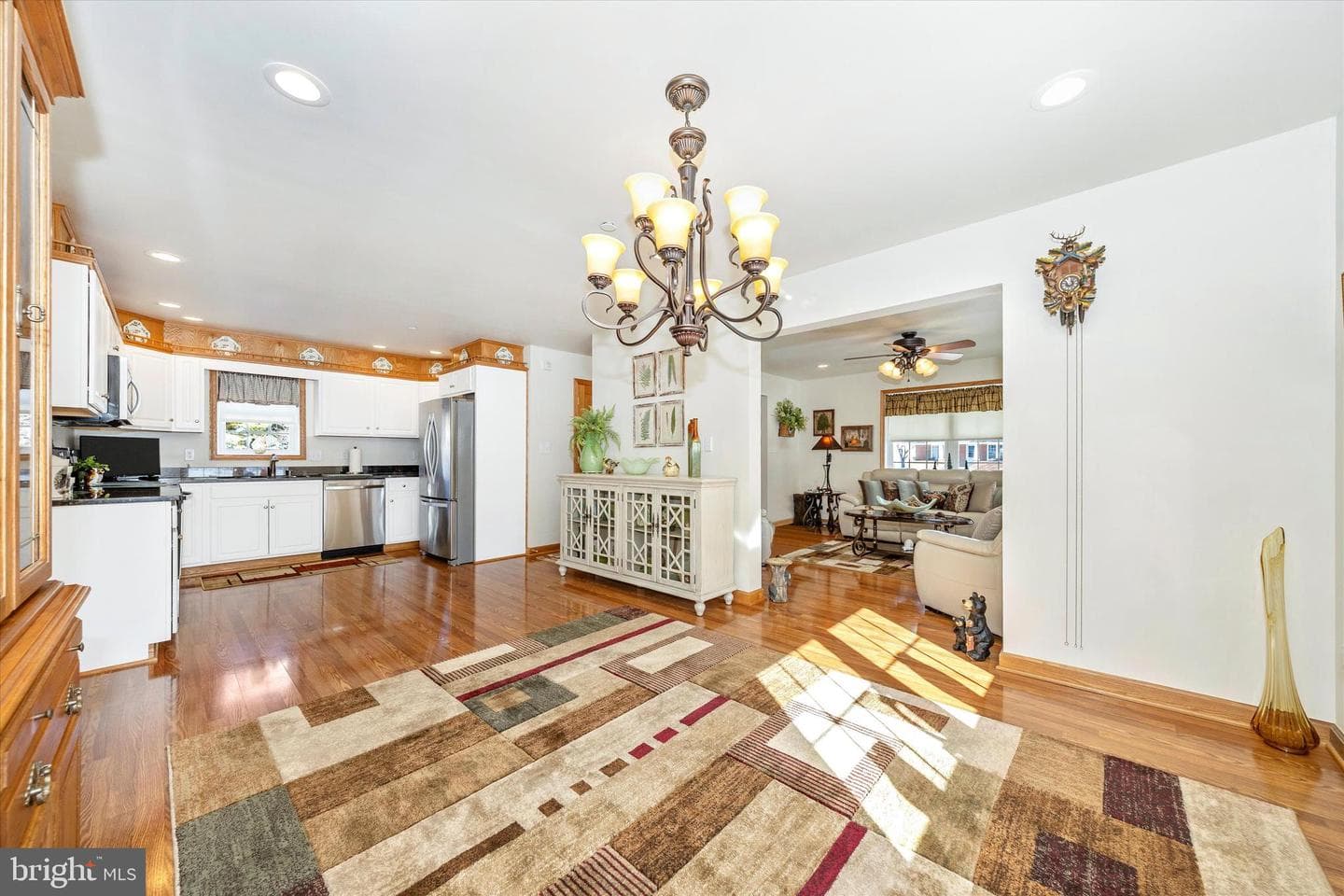 19327 Longmeadow Road photo 12