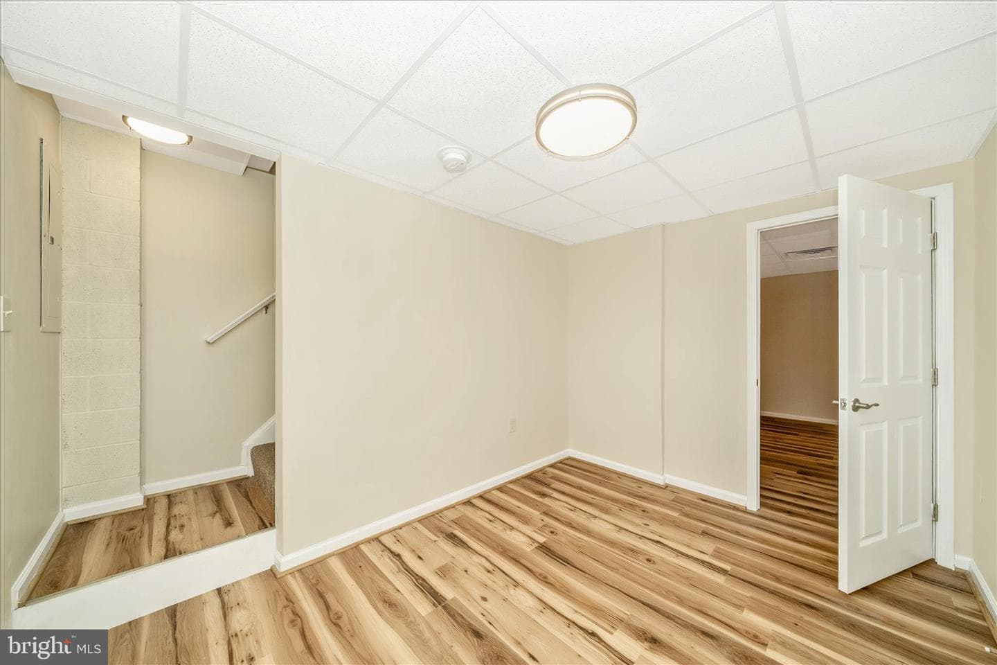111 Tulip Court photo 24