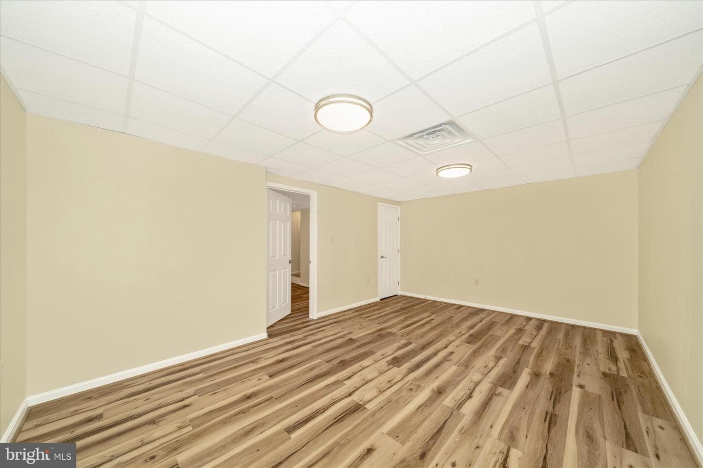 111 Tulip Court photo 27