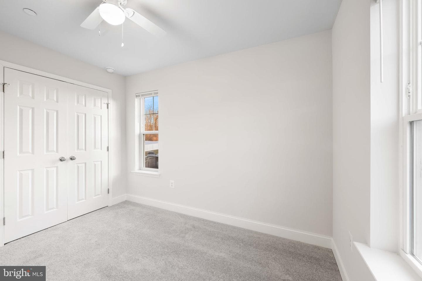 490 Mitchell Avenue photo 17