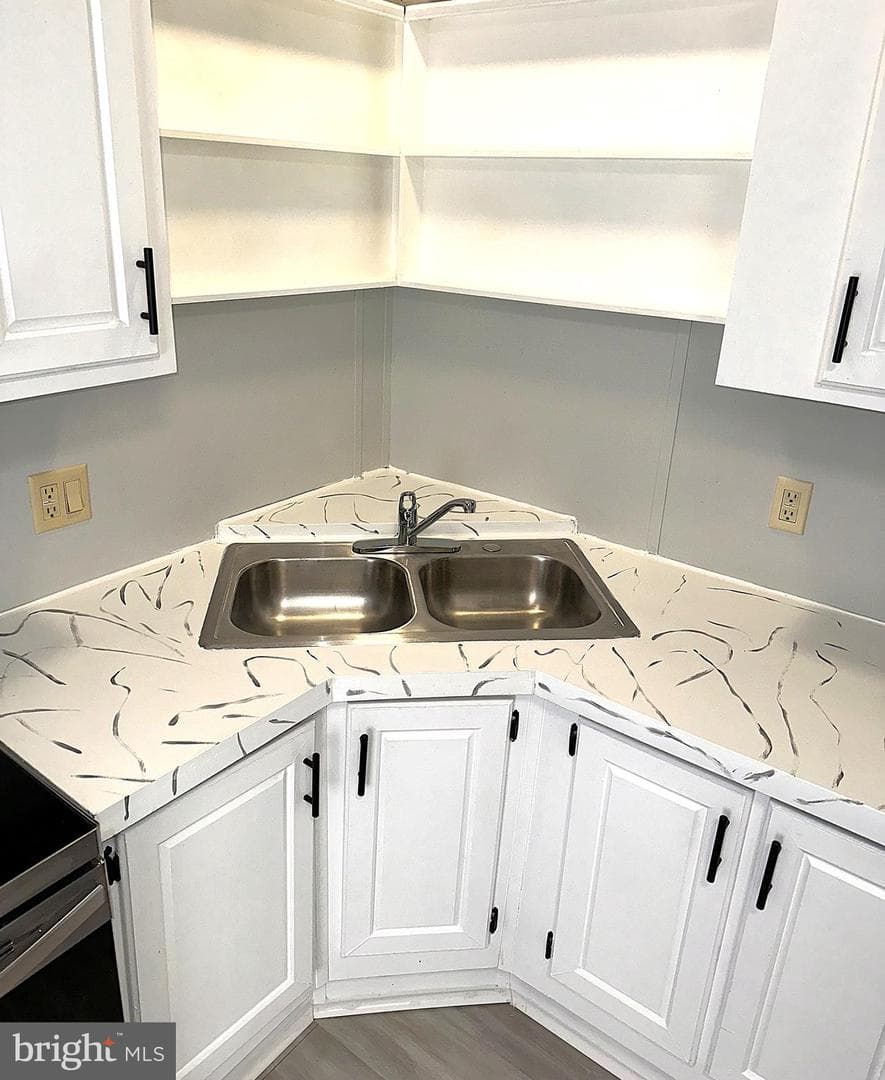 16904 Pickwick Lane #307 photo 3
