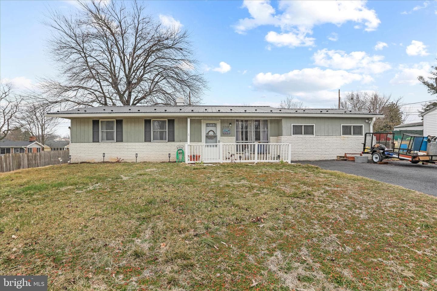 1316 Outer Drive photo 3