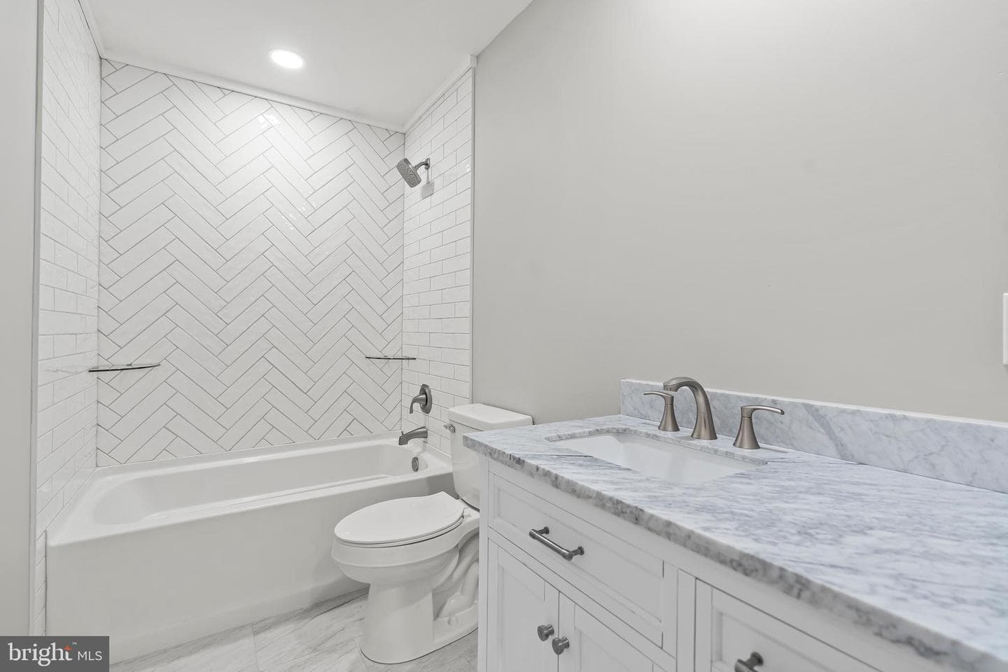 18212 Woodside Drive photo 33