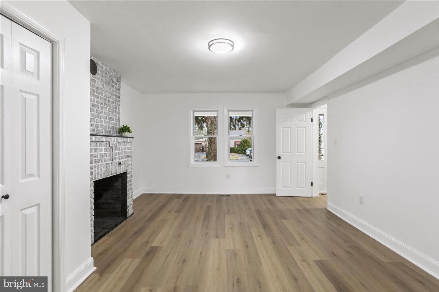 11424 Englewood Road photo 20