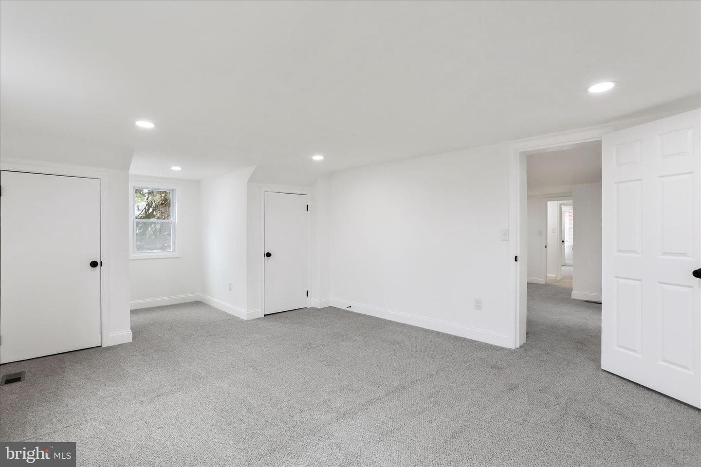11424 Englewood Road photo 33