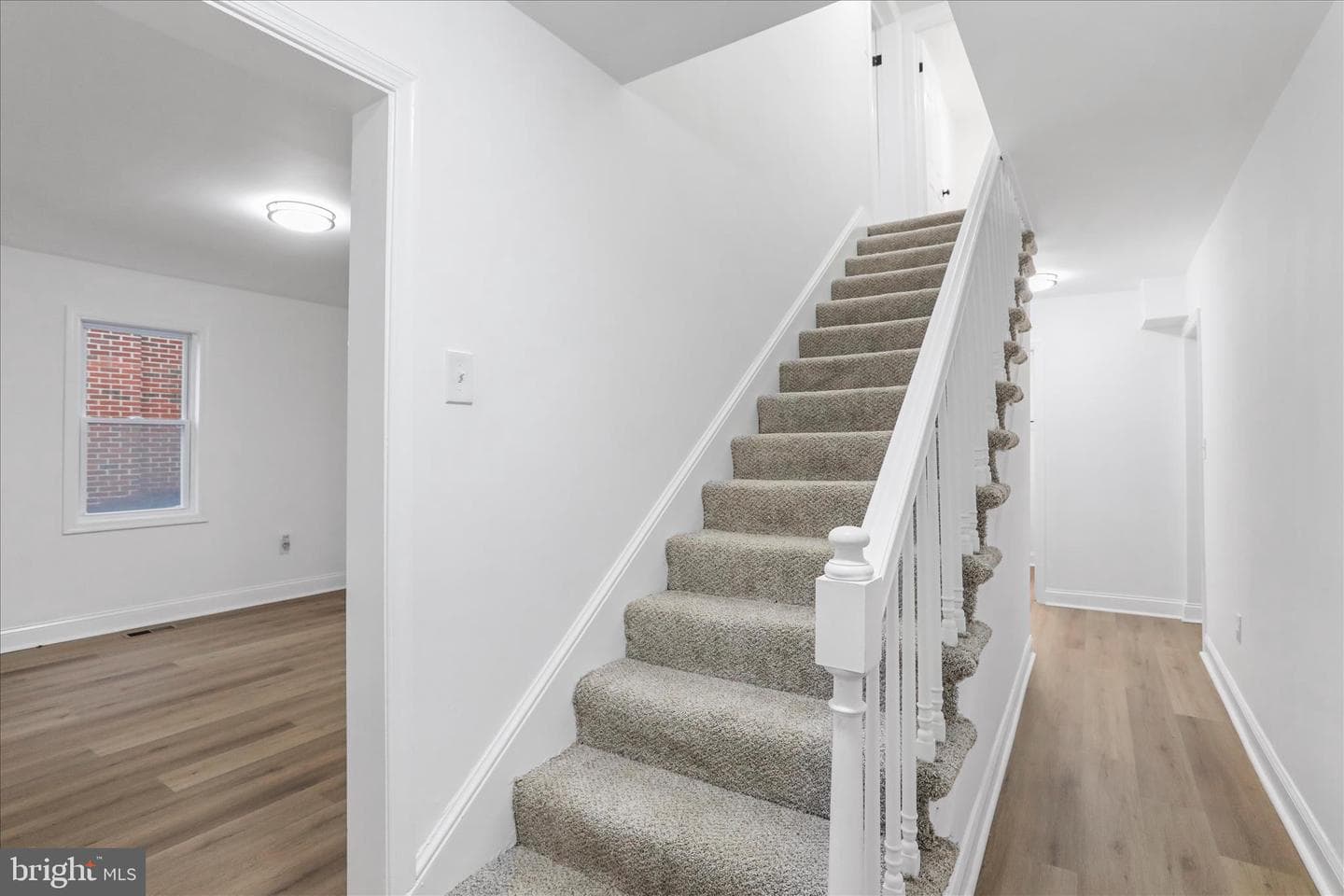 11424 Englewood Road photo 6