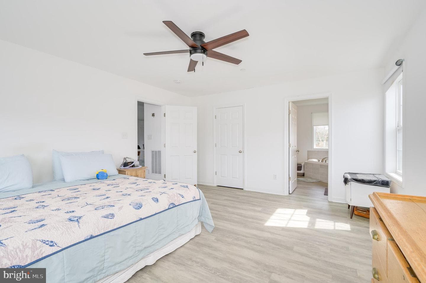 344 Hollymead Terrace photo 30