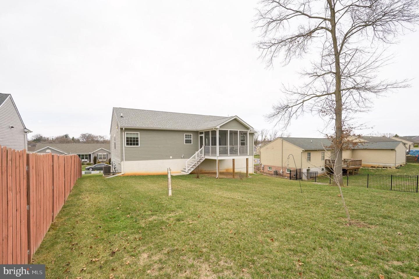 344 Hollymead Terrace photo 48