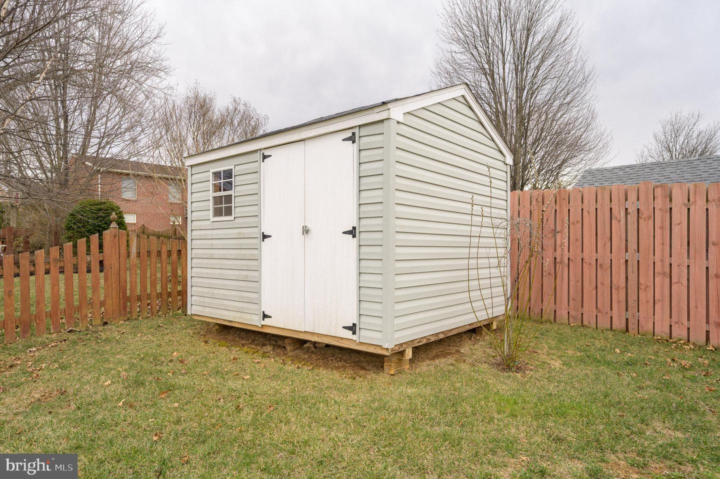 344 Hollymead Terrace photo 52