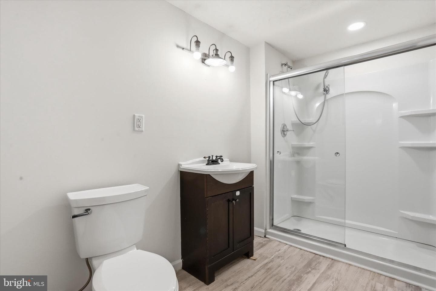 19022 Longmeadow Road photo 13