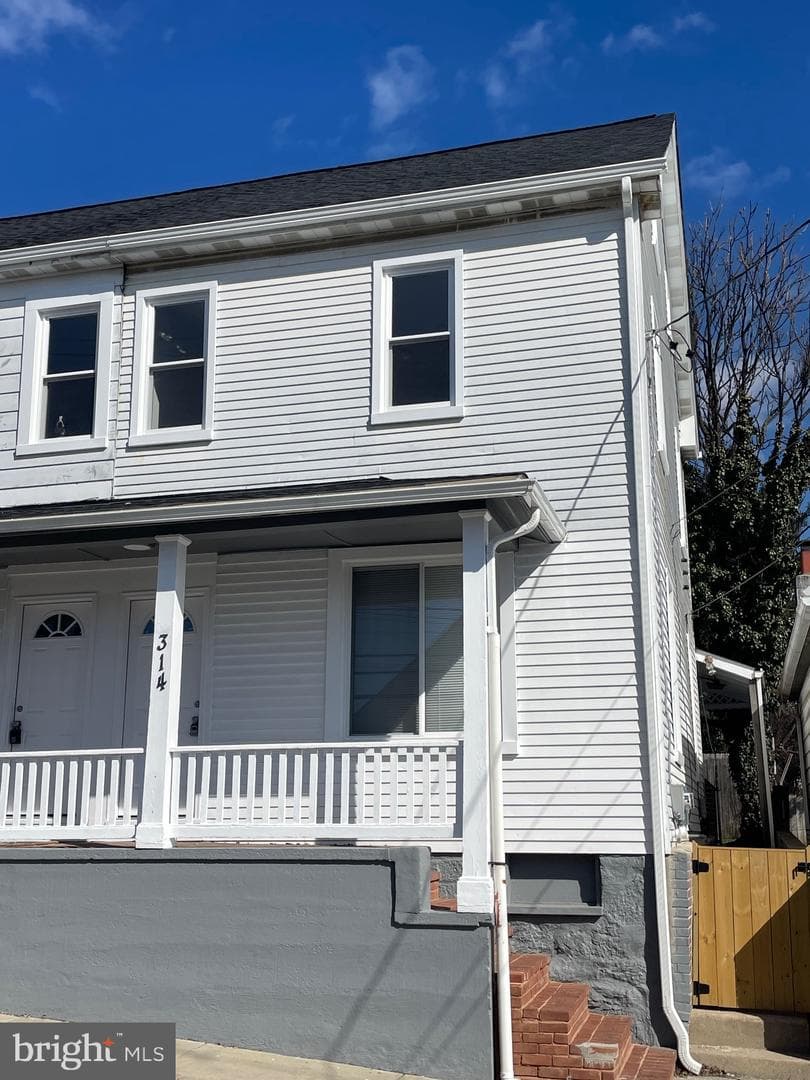 314 E Franklin Street photo 3