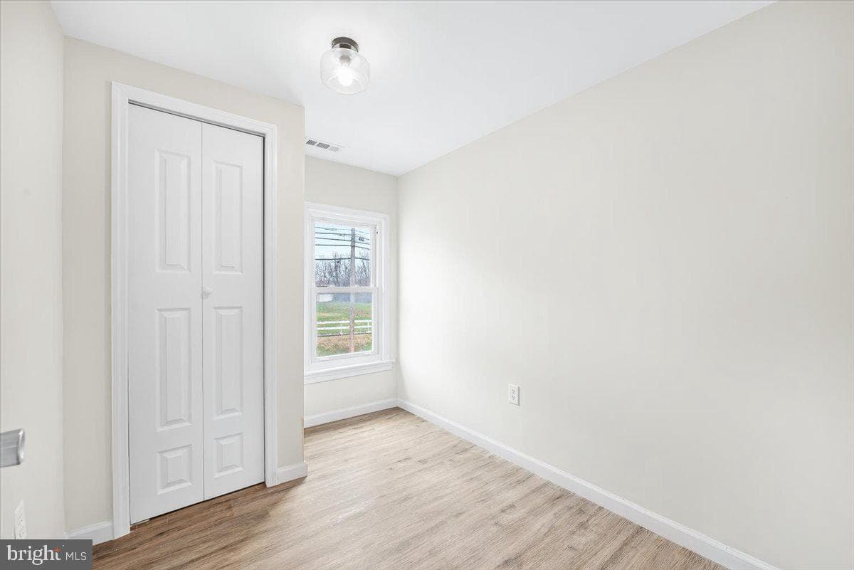 1275 Jefferson Boulevard photo 18