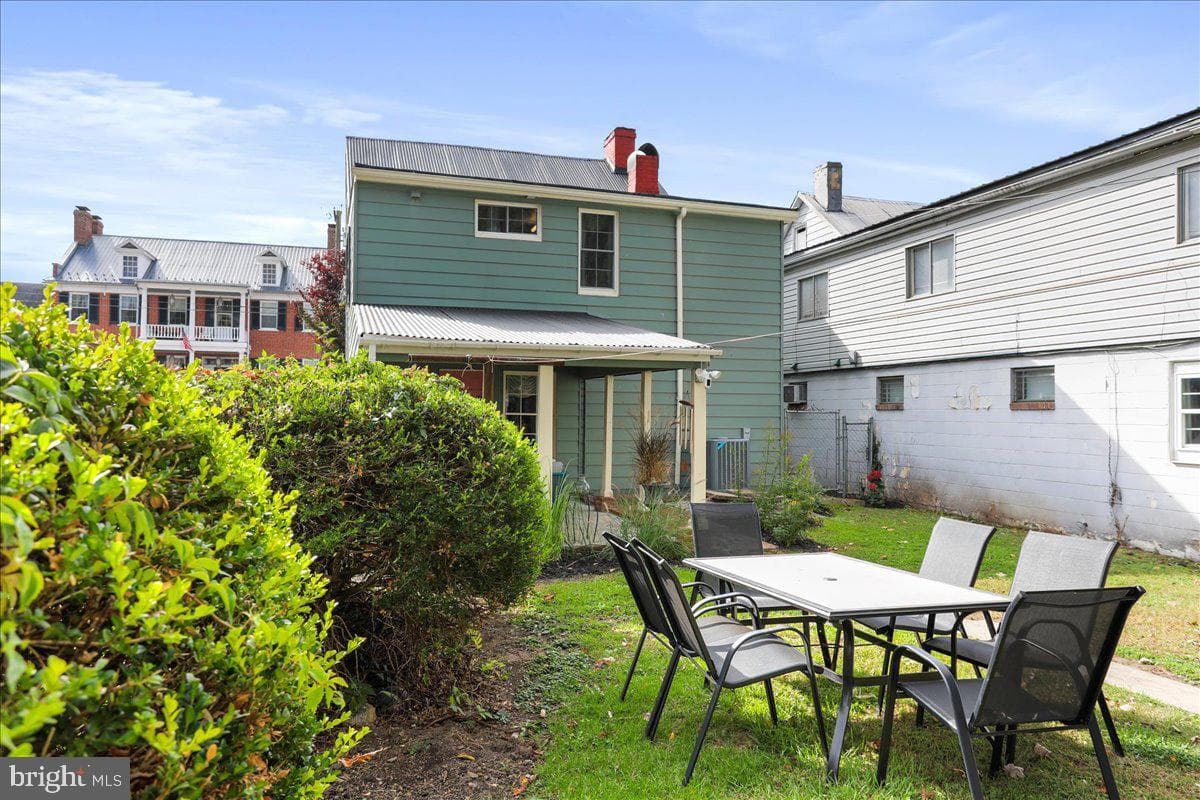 27 E Salisbury Street photo 33