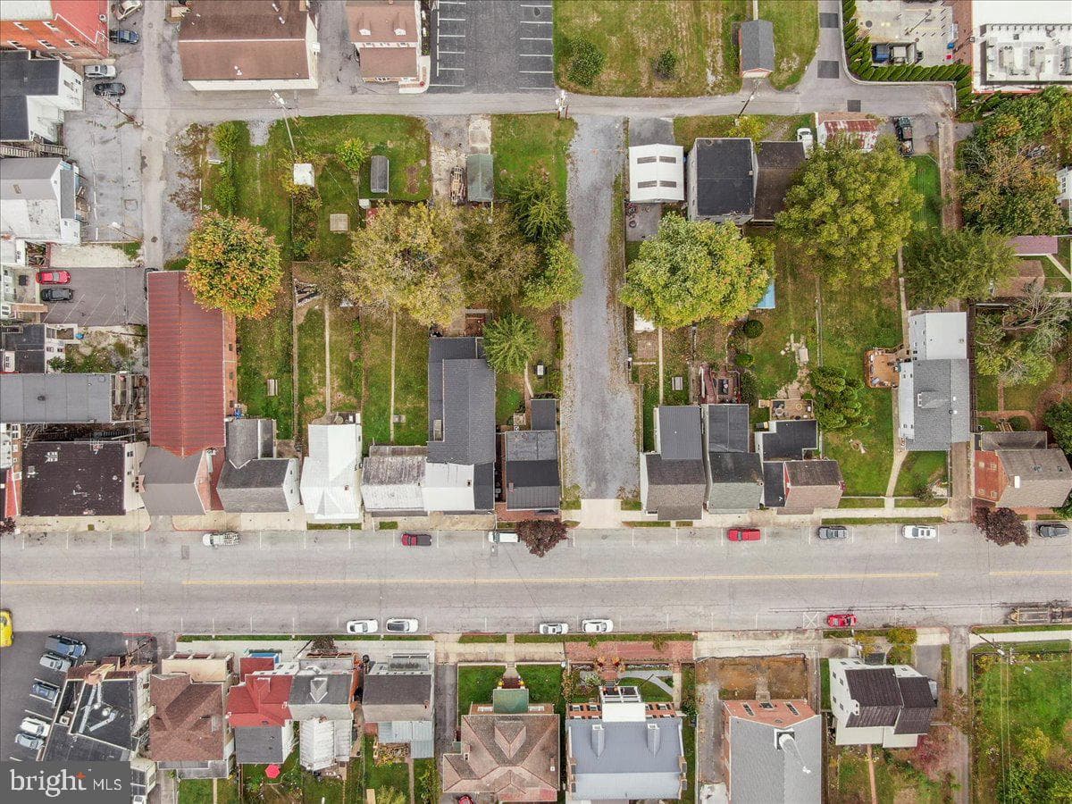 27 E Salisbury Street photo 40