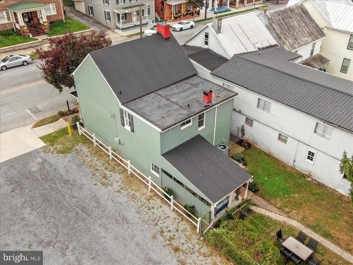 27 E Salisbury Street photo 41