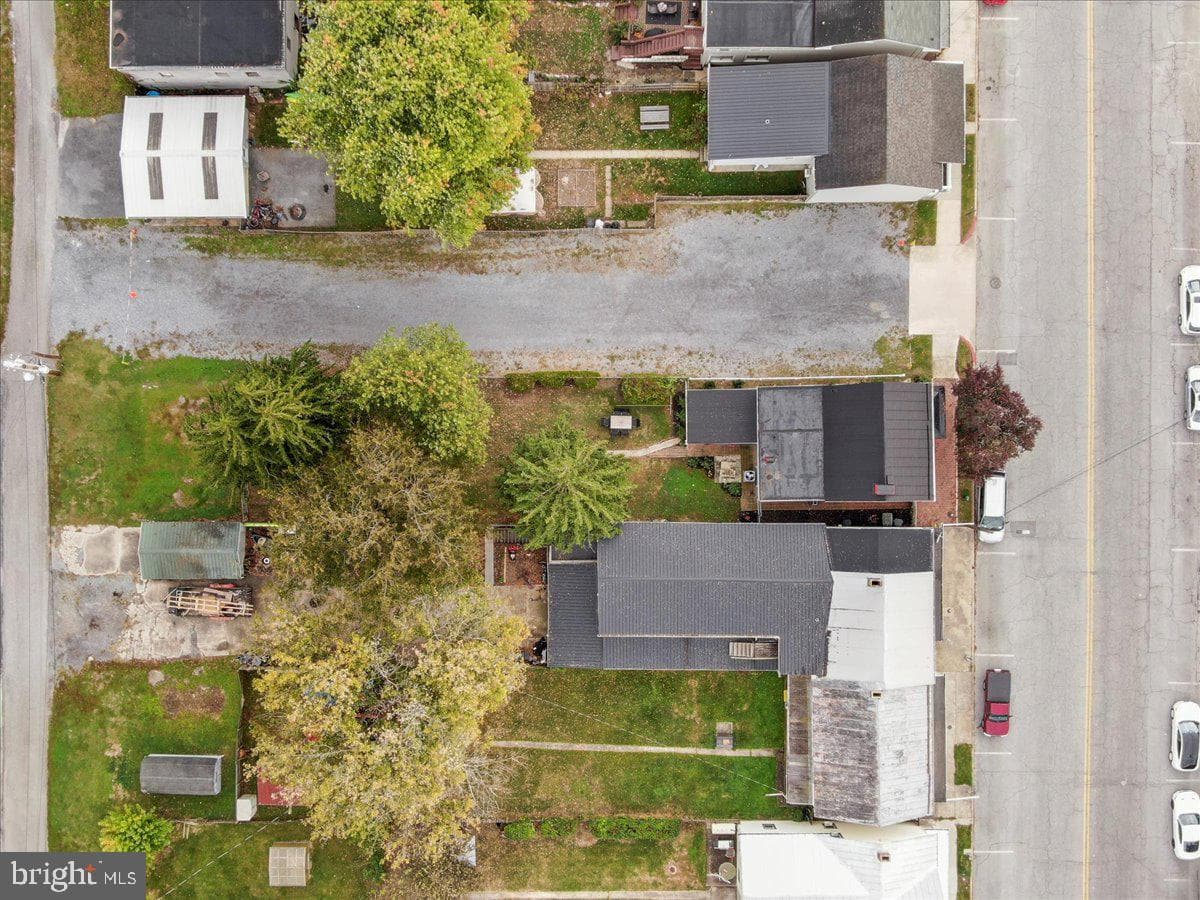 27 E Salisbury Street photo 43