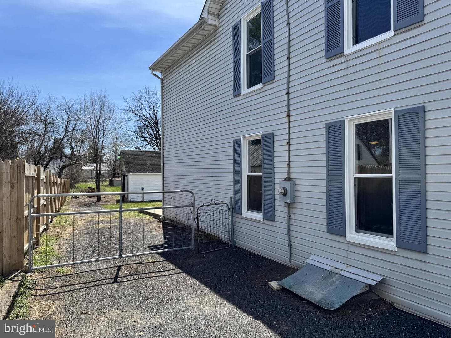 17525 Virginia Avenue photo 3