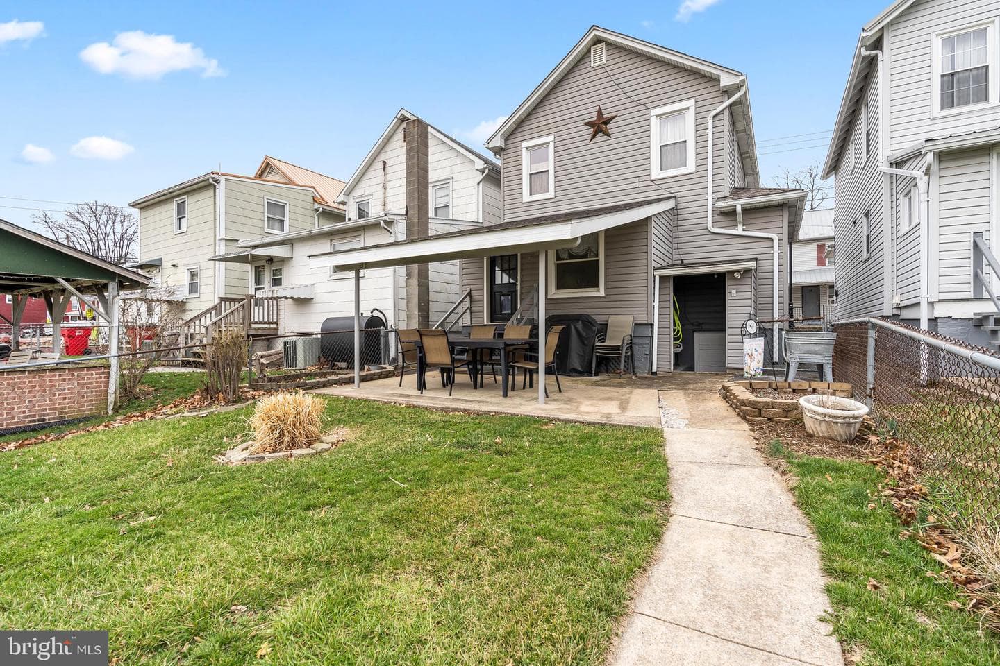 17 N Martin Street photo 27
