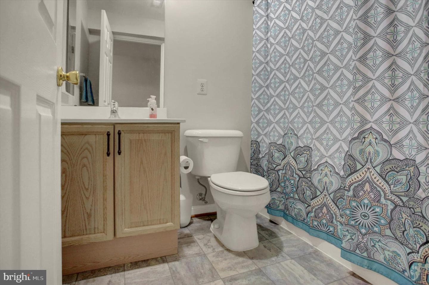7 Eckstine Court photo 32