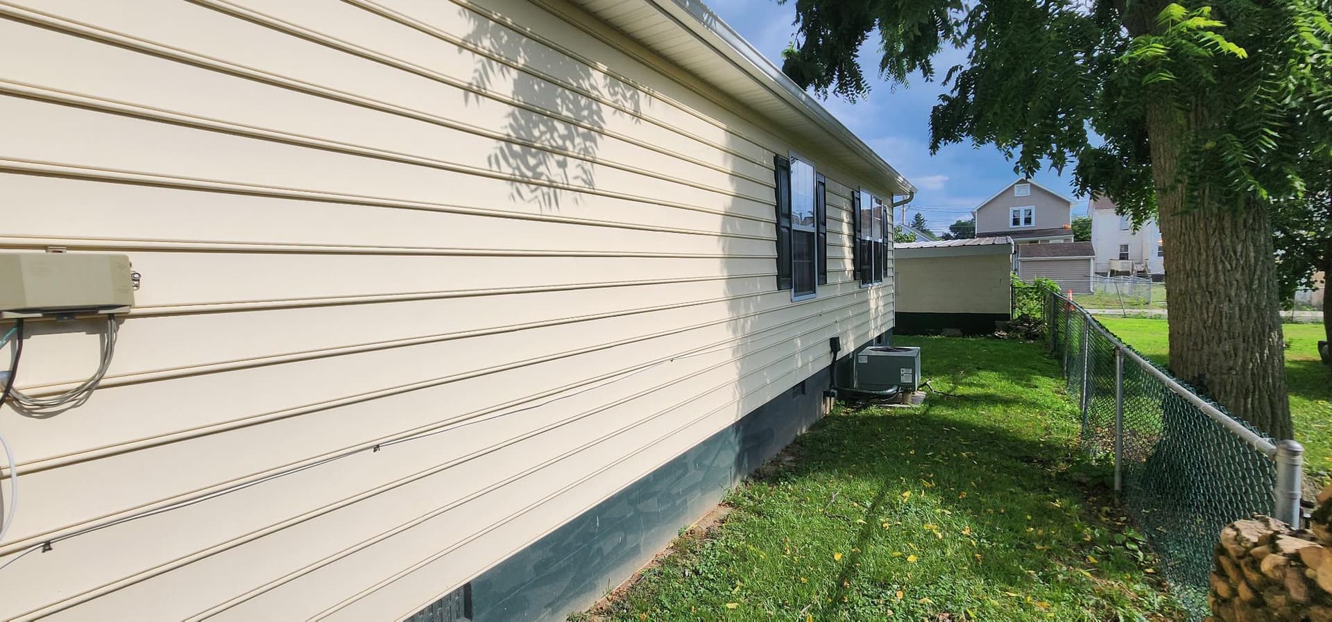 417 Liberty Street photo 28