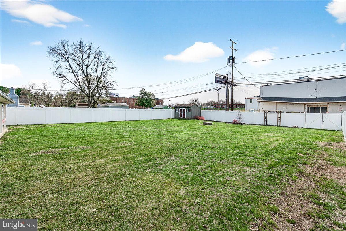 106 Harvard Road photo 40