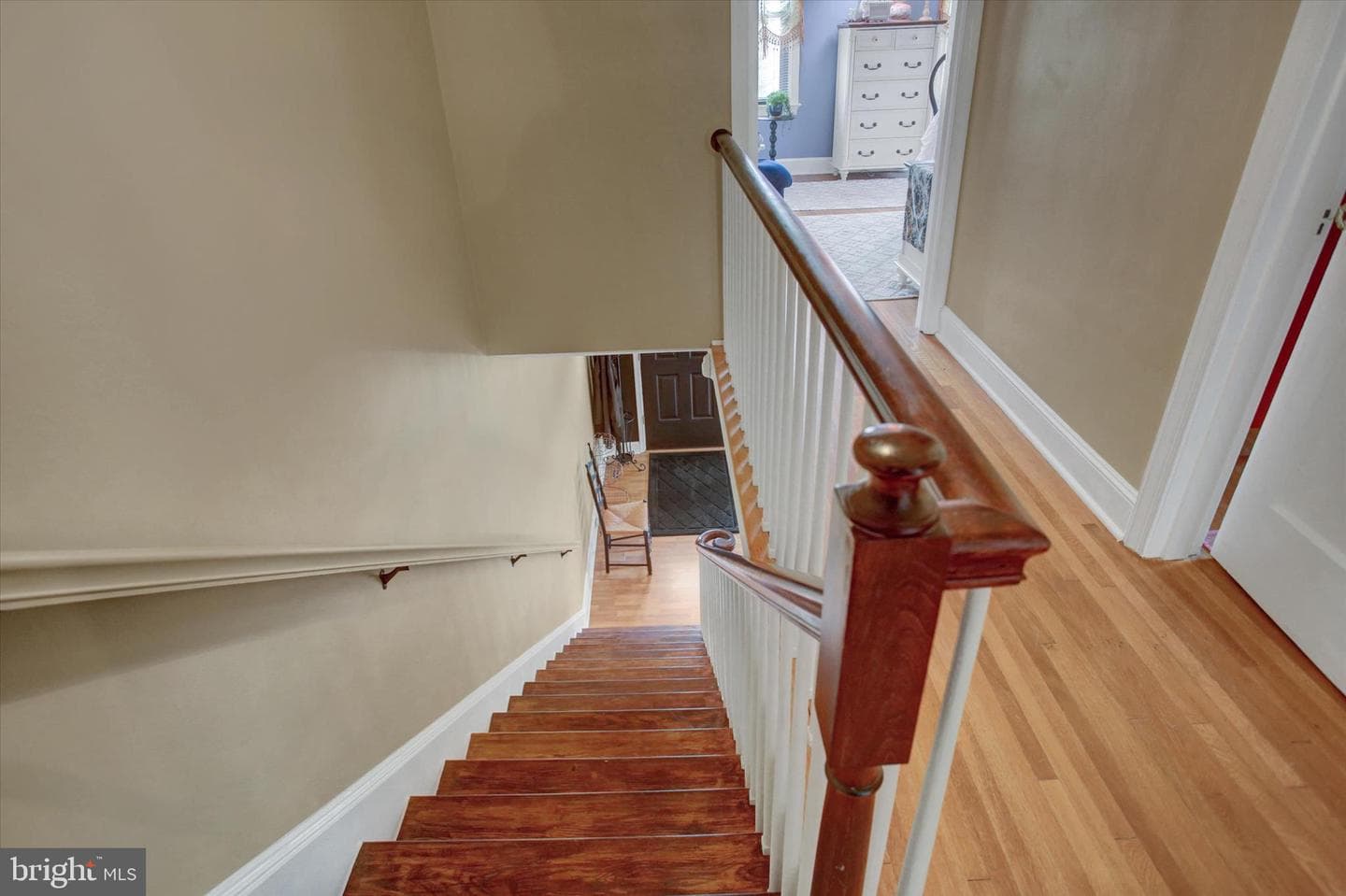 207 E Irvin Avenue photo 26
