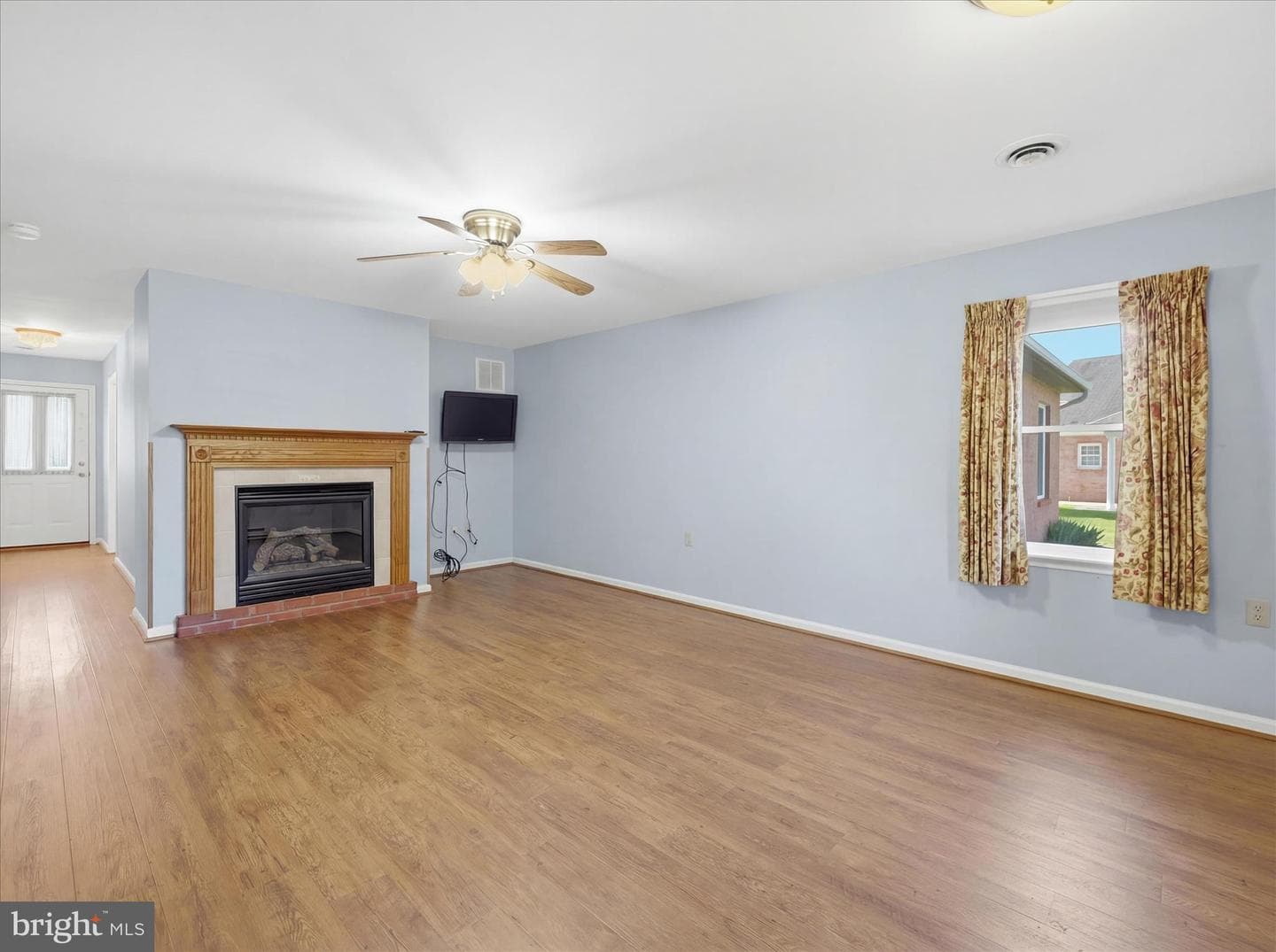 1217 South Pointe Drive photo 17