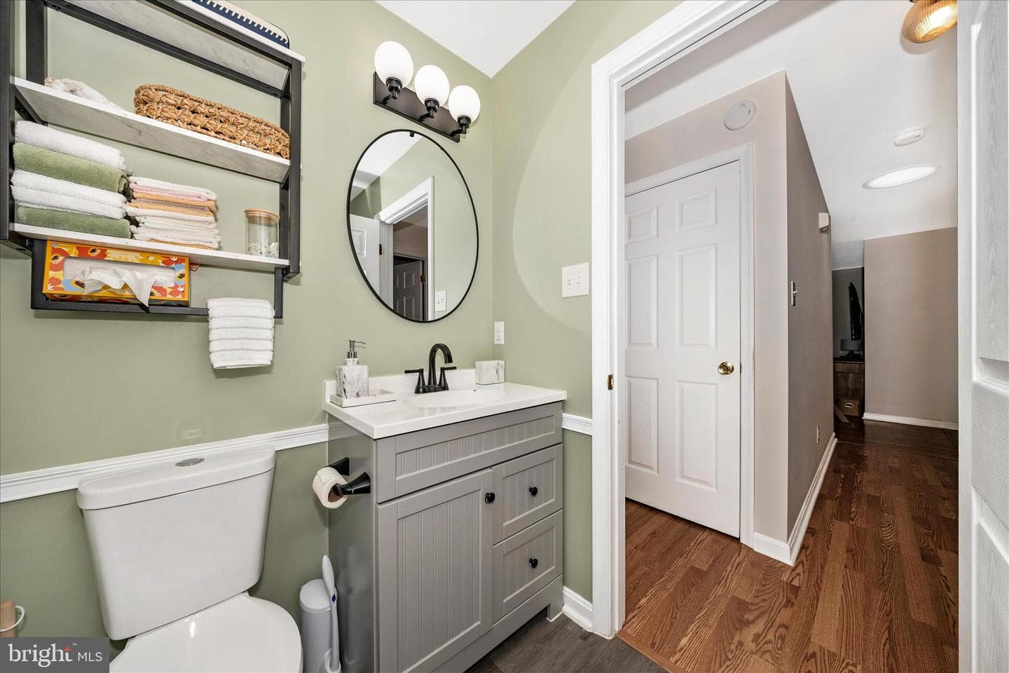 17006 Newcastle Court photo 21