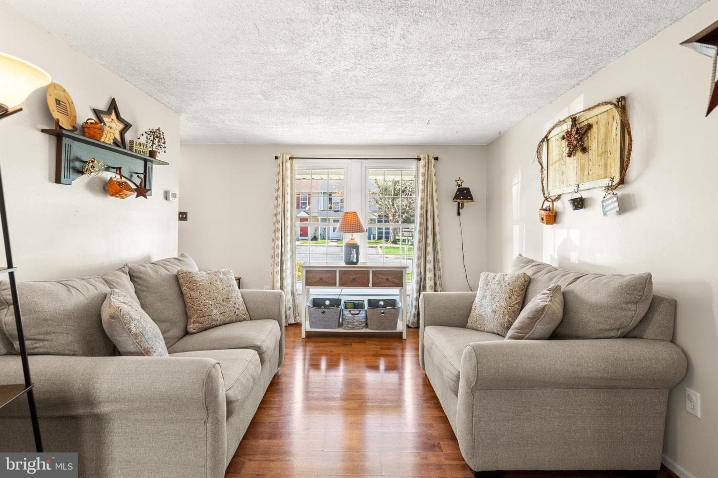 222 Lily Court photo 4