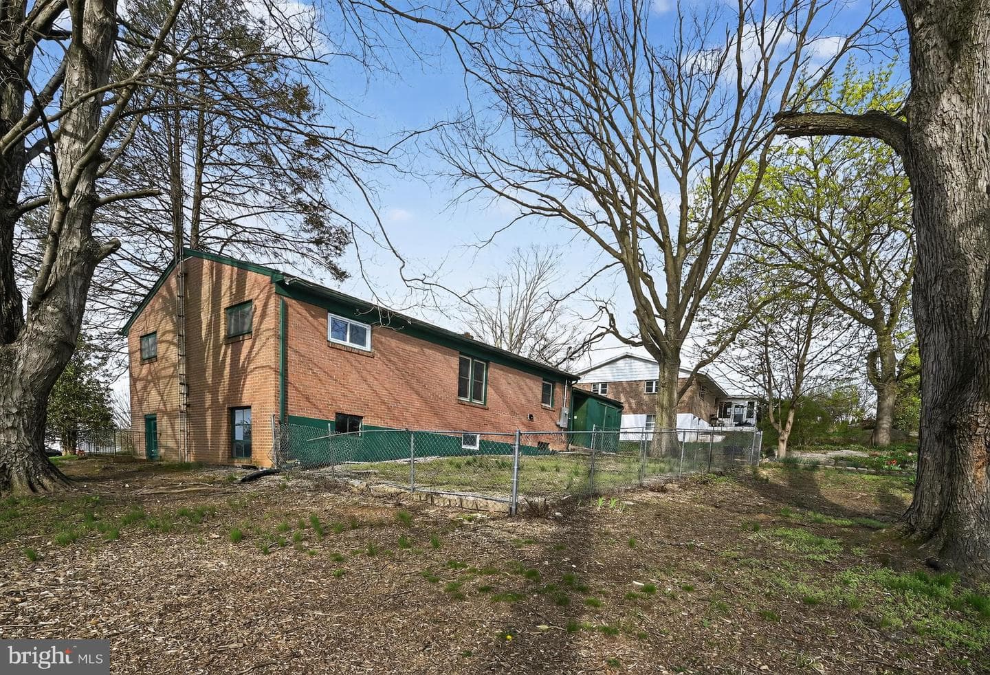 17721 Timberlane photo 33