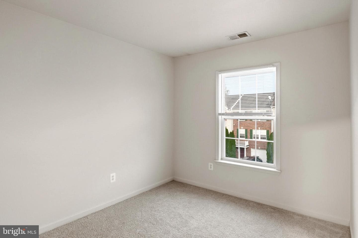 752 Monet Drive photo 25