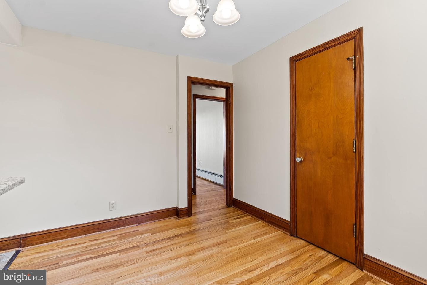 17521 Gay Street photo 17