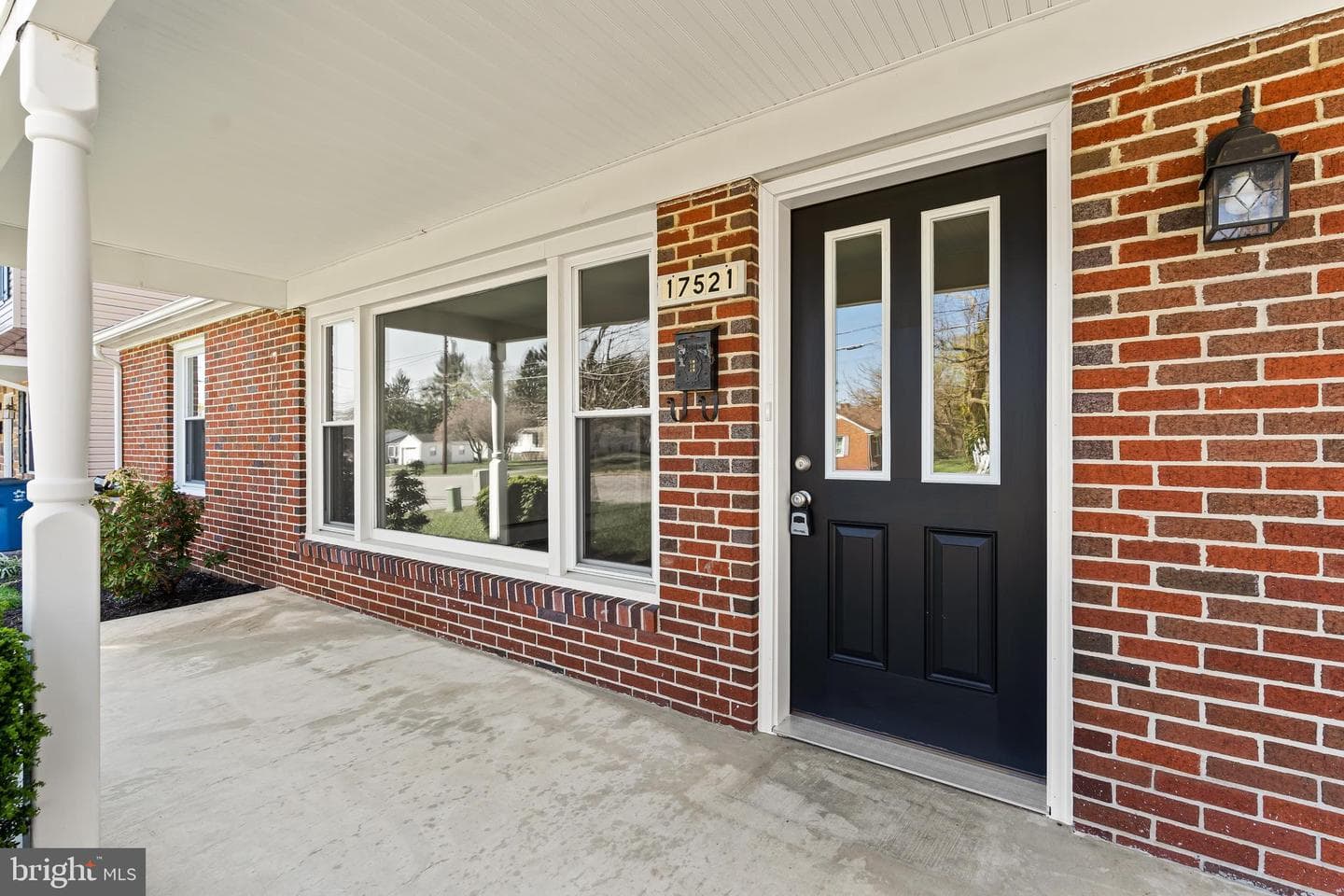 17521 Gay Street photo 6