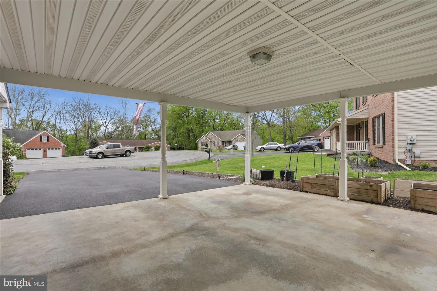 9 Dartmouth Drive photo 15