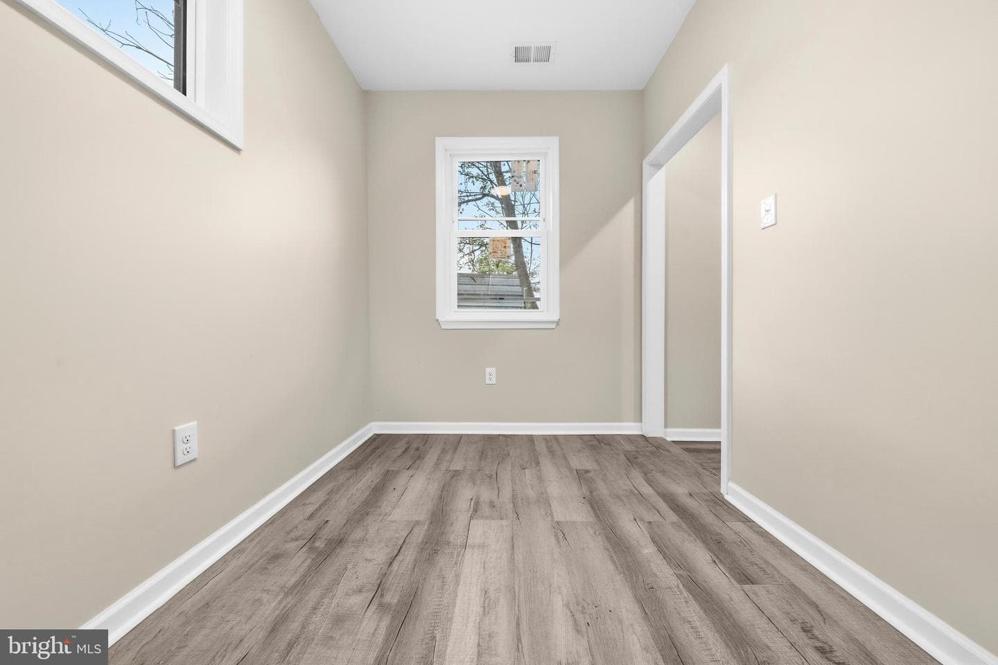 11901 Sun Valley Drive photo 17
