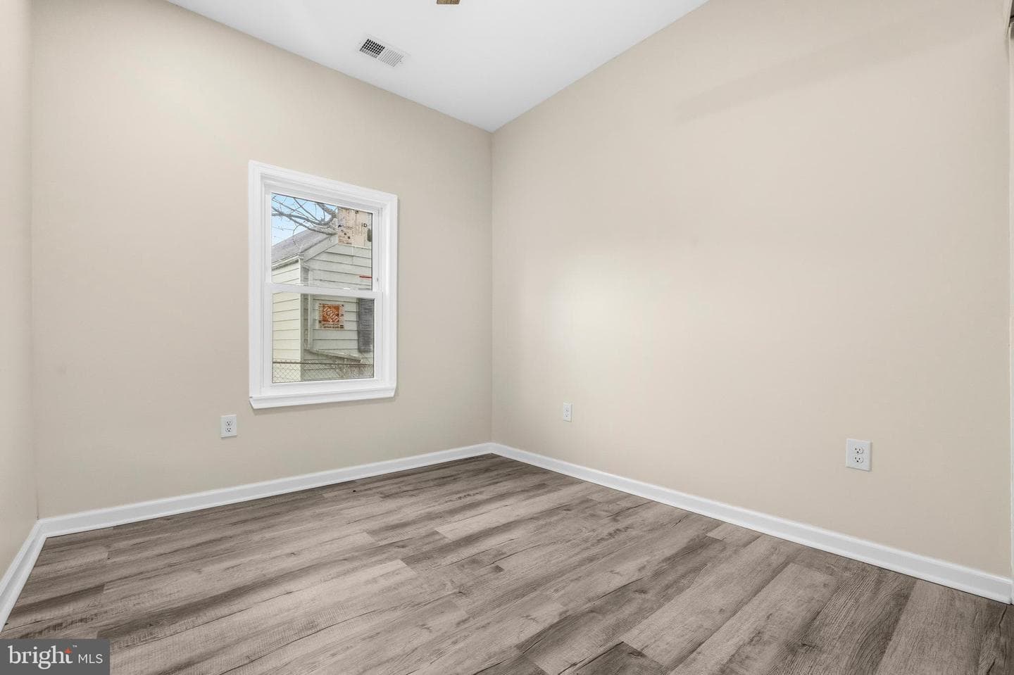 11901 Sun Valley Drive photo 18