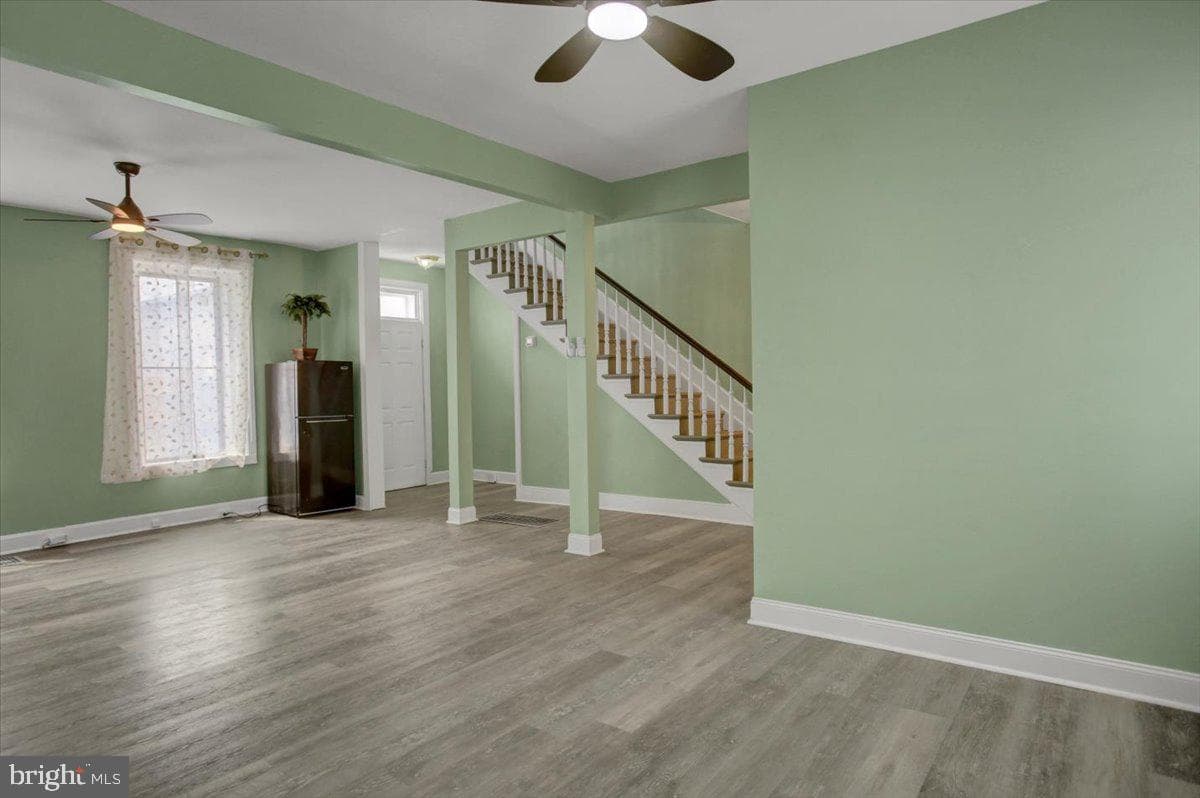 131 W Church Street photo 6
