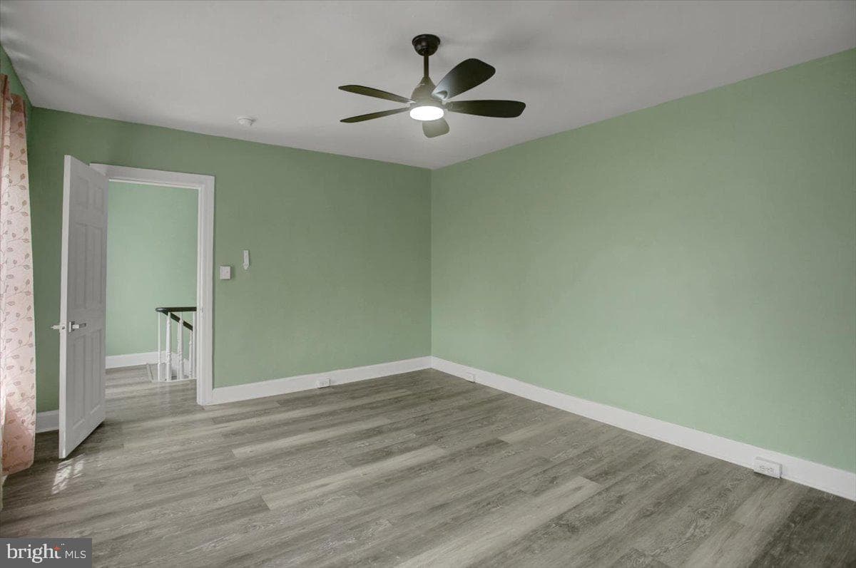 131 W Church Street photo 8