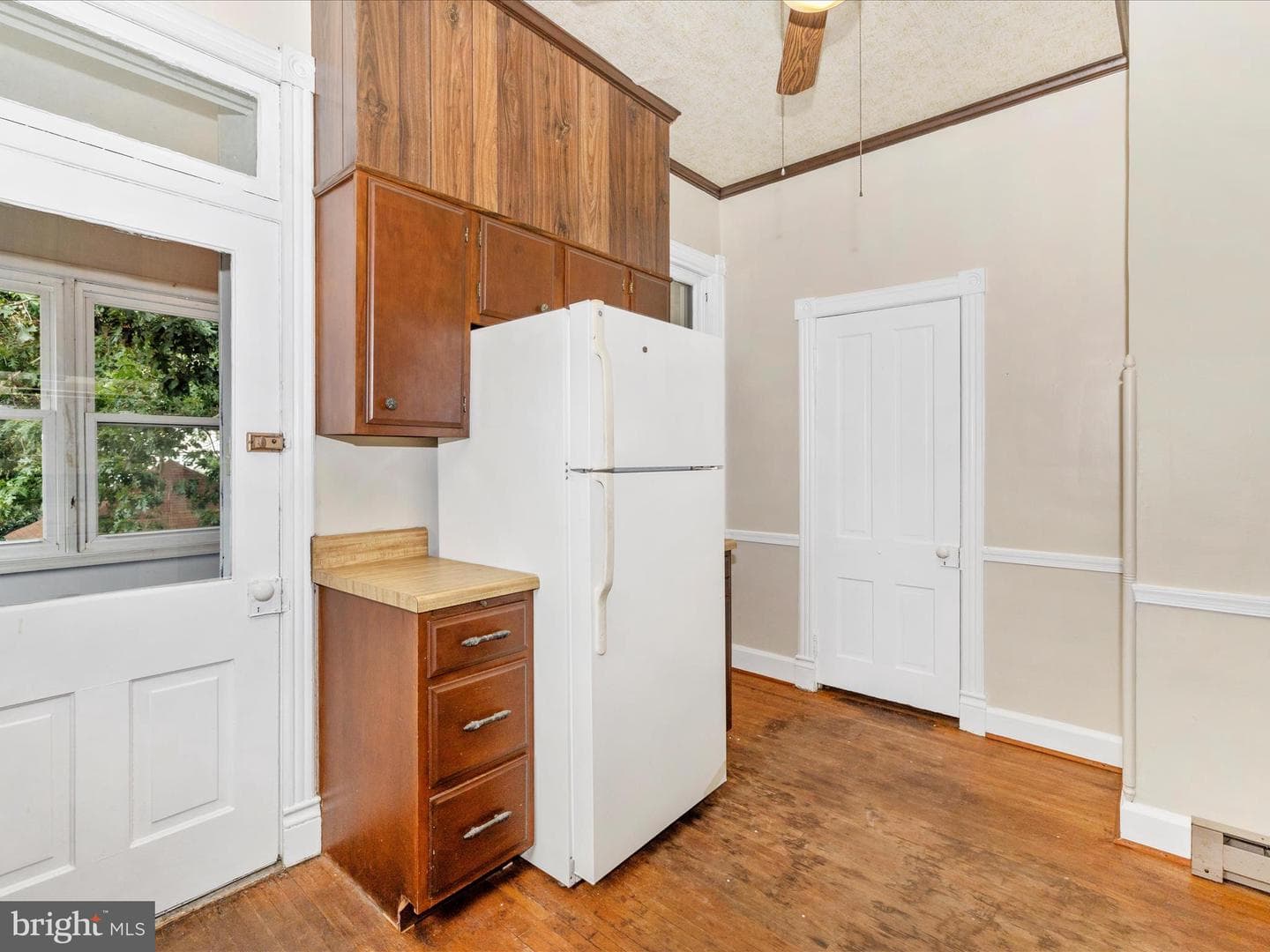 831 Oak Hill Avenue photo 42