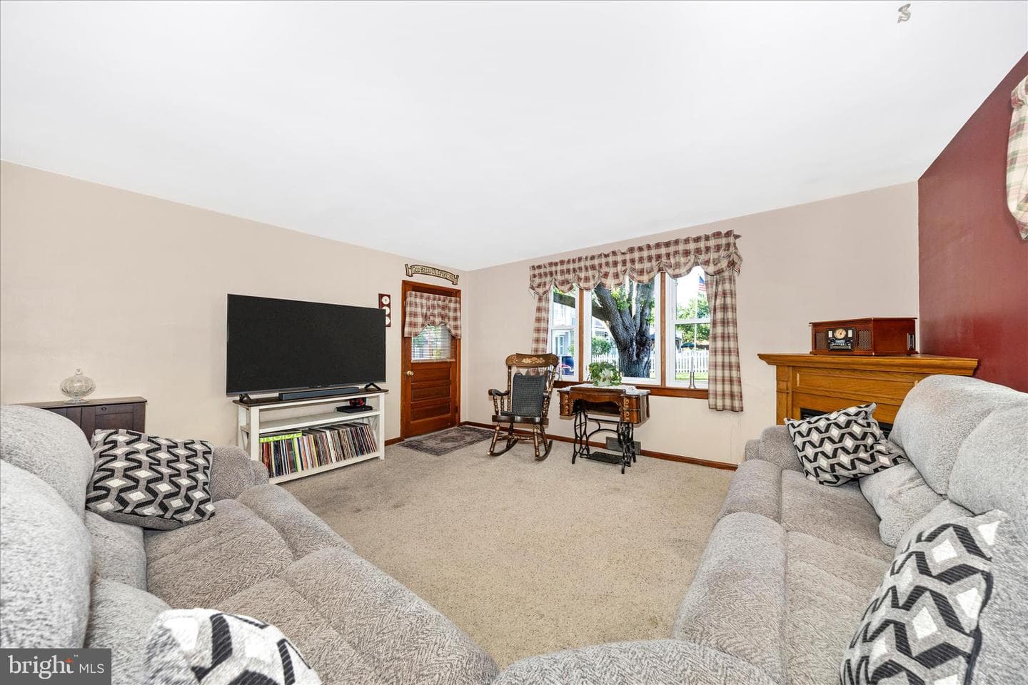 3 E Chestnut Street photo 7
