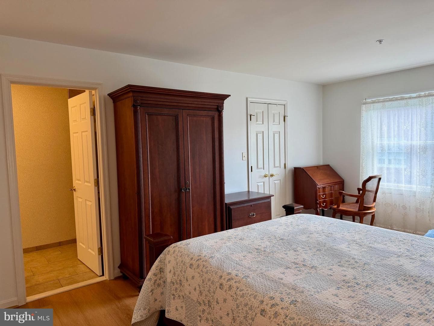129 Chantilly Court photo 22