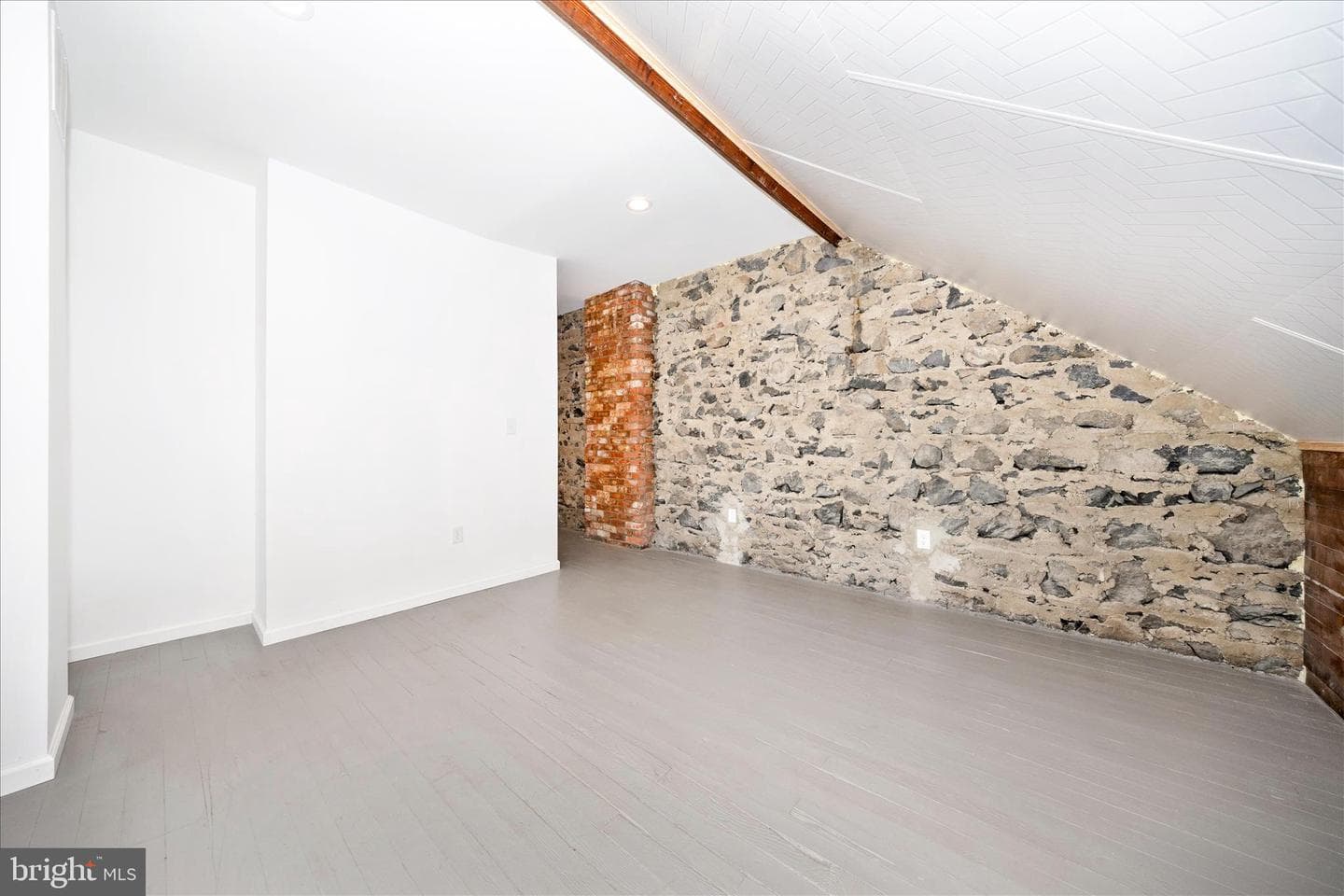 16 Belview Avenue photo 15