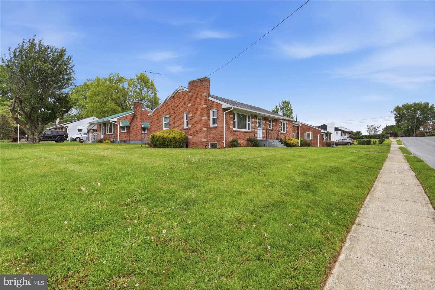 1440 W Church Street photo 4
