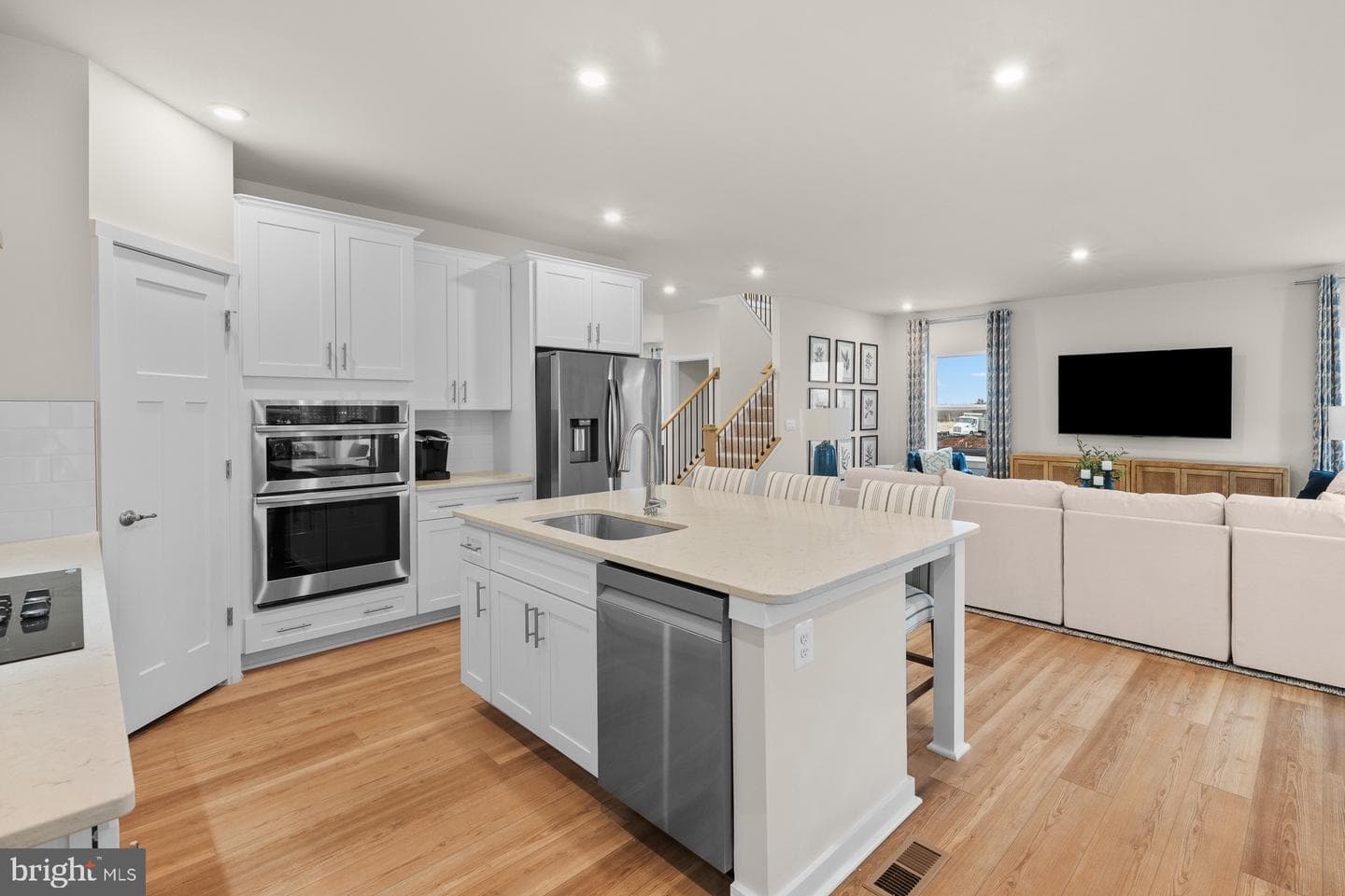 20102 Regent Circle photo 9