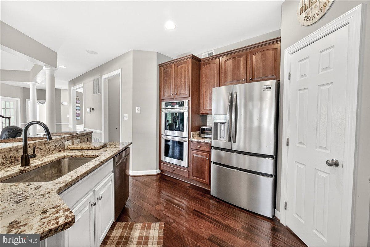 18250 Misty Acres Drive photo 13