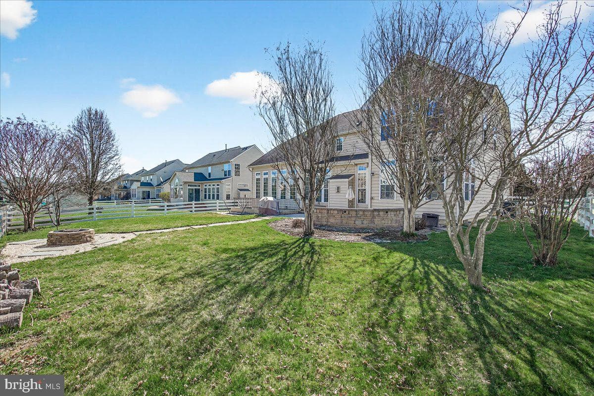 18250 Misty Acres Drive photo 59